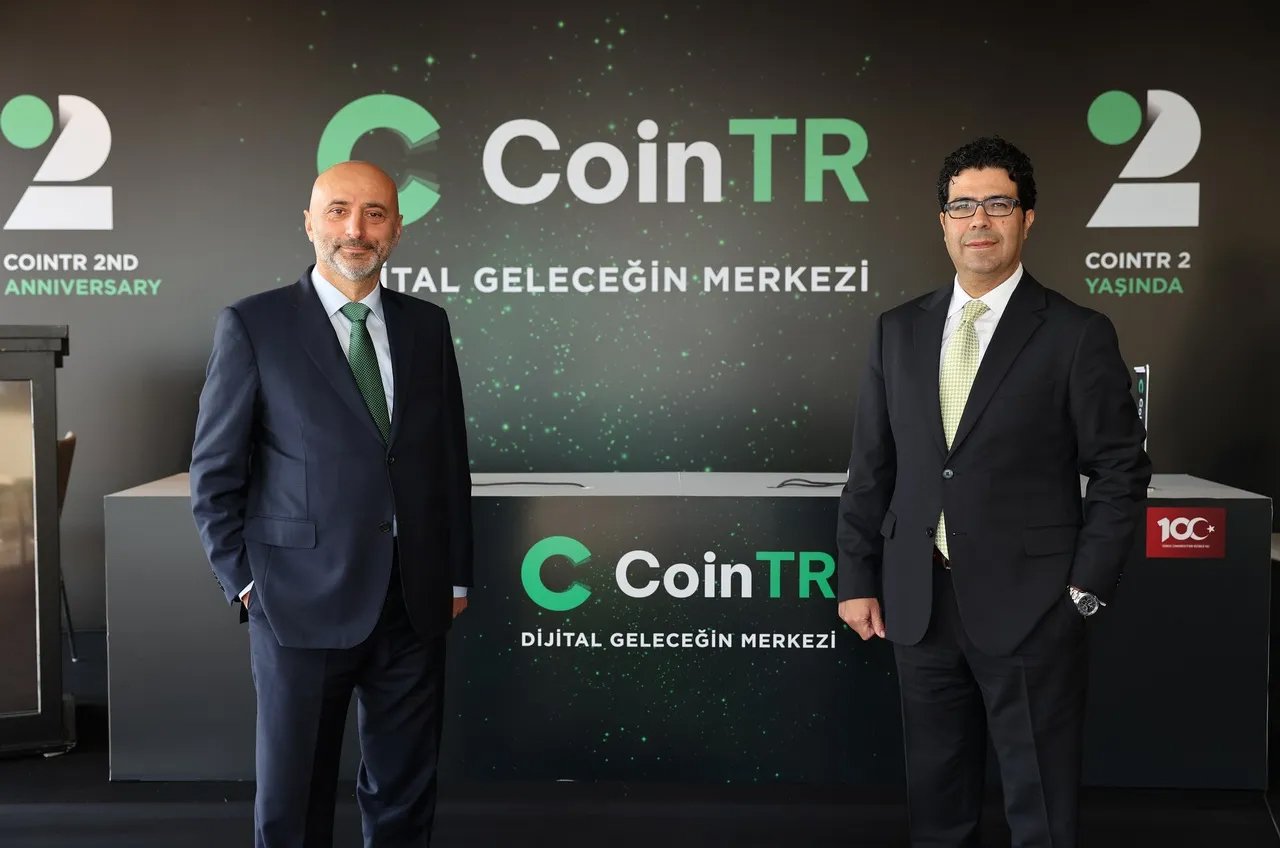 Şakir Ercan Gül ve Ali Eşelioğlu