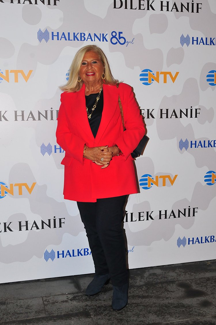 Şule Argüder