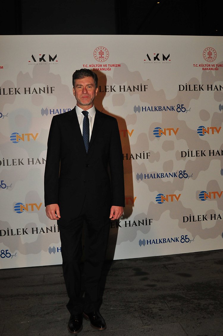 Tan Sağtürk