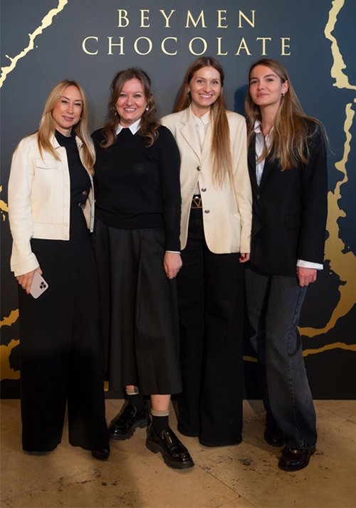 Elif Göktaş,Selin Kır, Zeynep Olgun,Deniz Yılmaz