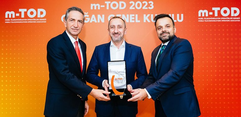 Engin Aksoy,Ümit Önal,Ali Taha Koç