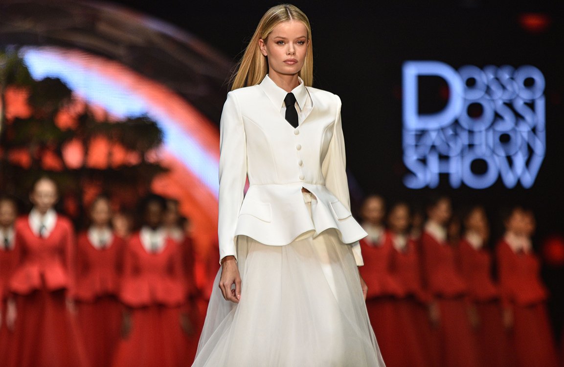 Frida Aasen-Dosso Dossi Fashion Show