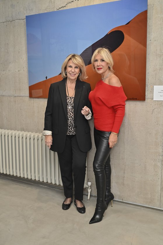 Sara Lodrik,Ebru Kohen