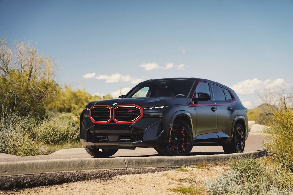 2024-BMW XM Label Red