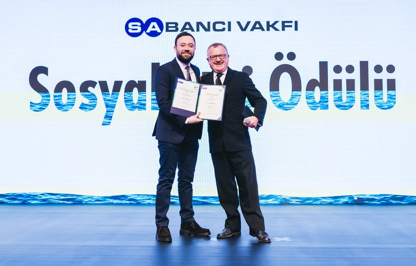 Cihan Yıldırım,Mike Downey