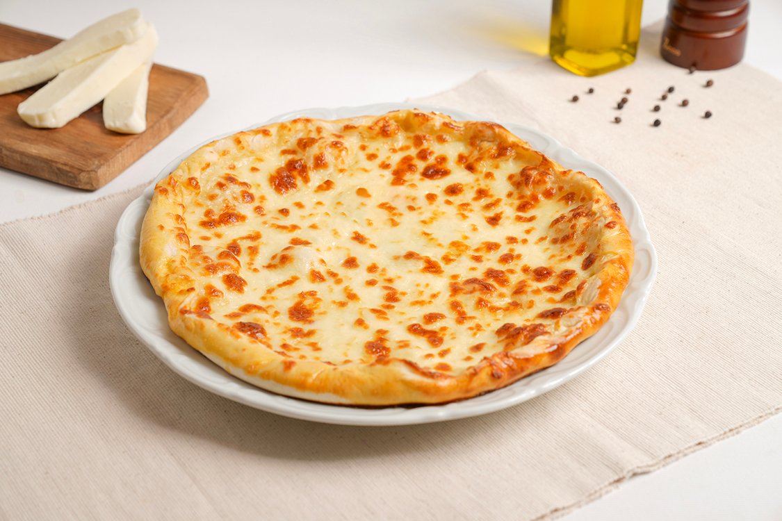 Dil Peynirli Pide