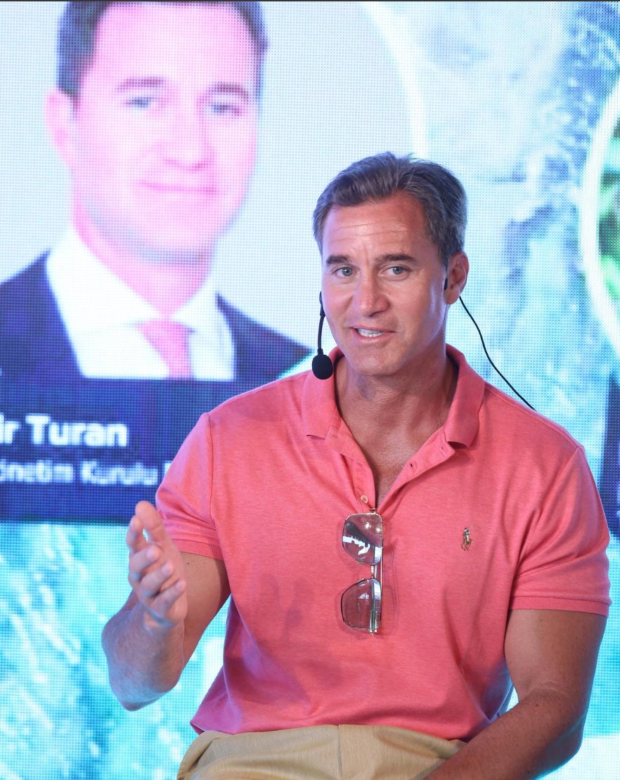 Eti'nin veliahtı Ahmet Emir Turan