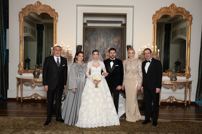 Murat-Sabriye İçcan,Ayşe Yılmaz,Onur İçcan,Aylin-Yalçın Kaya Yılmaz