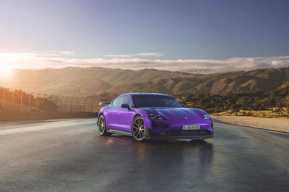 2025 Porsche Taycan Turbo GT