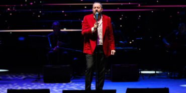 Ata Demirer'den Ankara'da hayranlarına unutulmaz gece