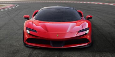 Ferrari'nin ilk elektrikli otomobili 2025'te yollarda olacak