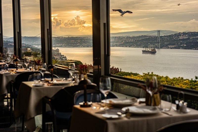 Izaka Terrace Restorant