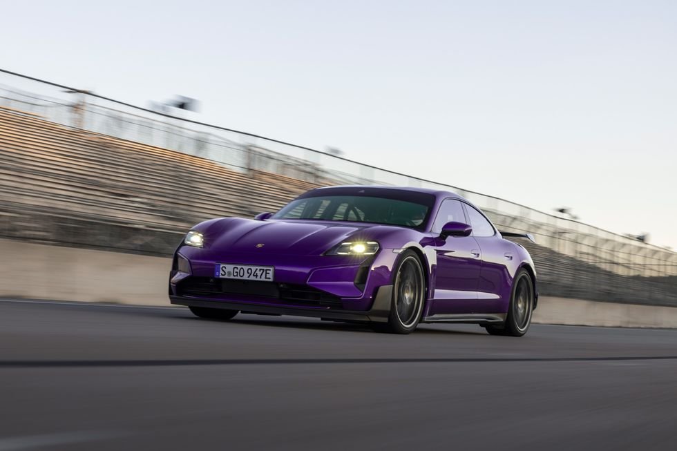 Porsche Taycan Turbo GT 2025