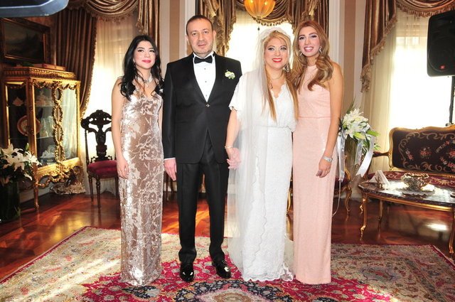 Diba Satıcı,İsmail Ersan Kaya,Ala Sarsılmaz,Mina Satıcı