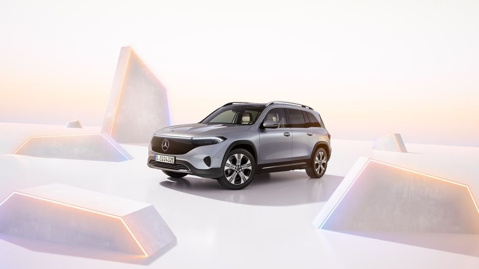 Mercedes Benz EQB 2024