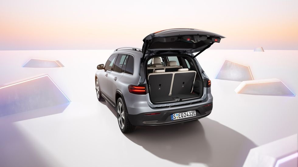 Mercedes Benz EQB hakkında