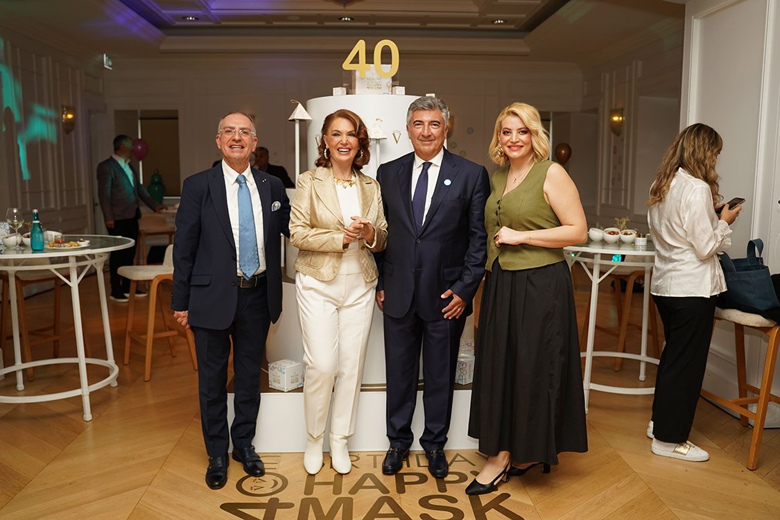 Rafi Artik,Kadriye Olgar,Ali Çelikkol,Göksu Öngöören Özgür