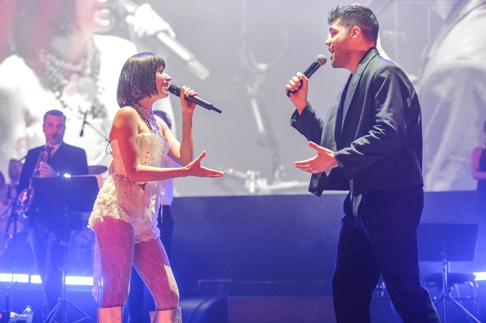 Zeynep Bastık, Emir Can İğrek