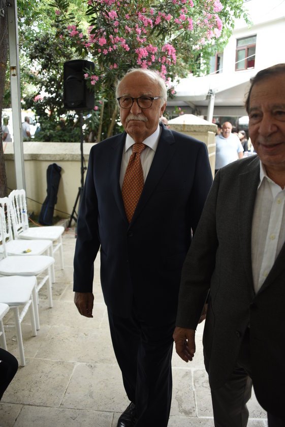 Hüsnü Özyeğin