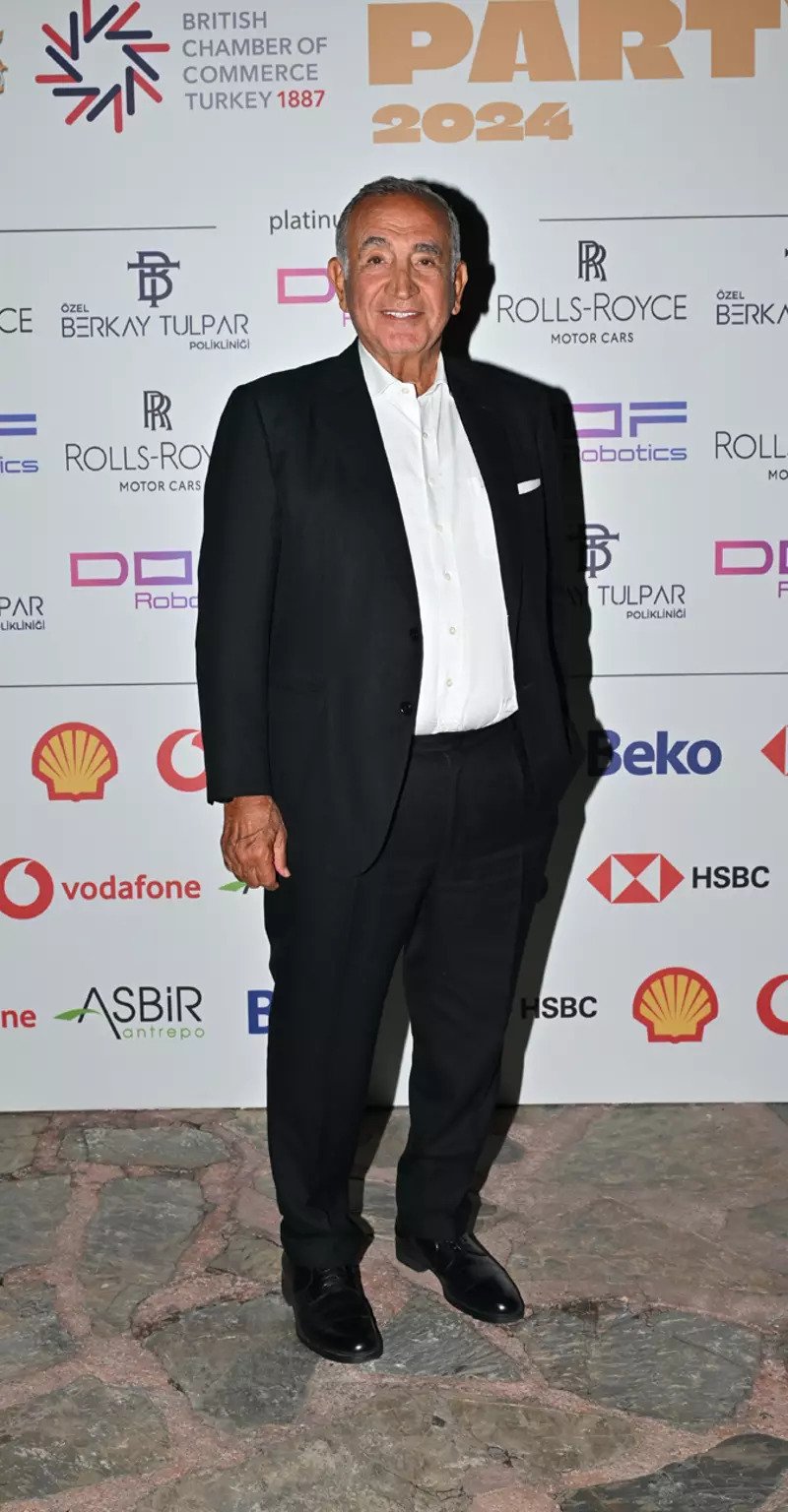Mustafa Süzer