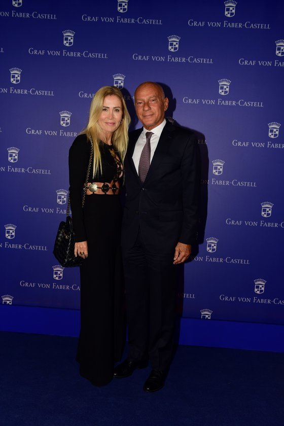 Demet Güngör, Jeff Hakko