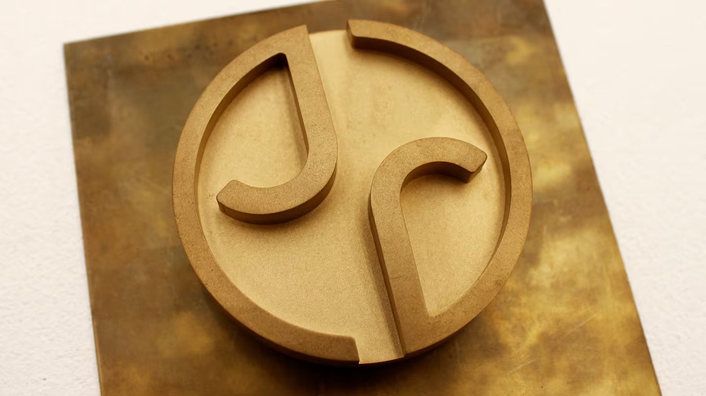 Jaguar - Logo