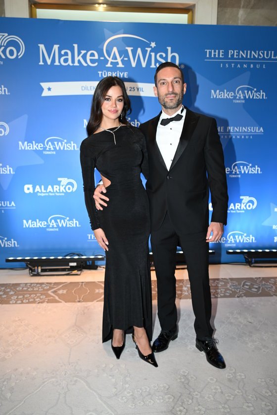 Selin Yağcıoğlu, Allan Hakko