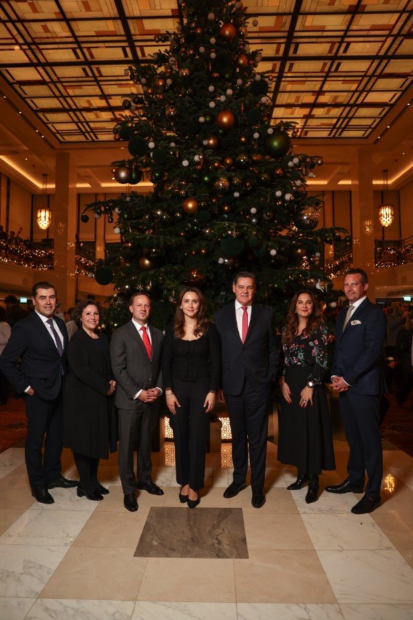 Şenol Aydın, Ceren Akyüz,Sam Linder,Janset Barlas,Jonathan H. Crook,Özlem Öktem, Simon Rastrick