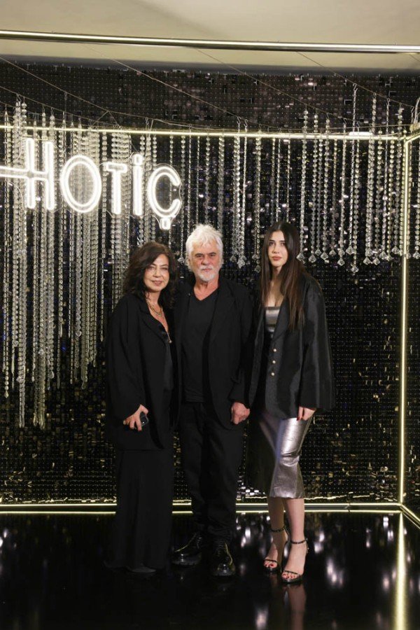 Ayşegül Hotiç - Ahmet Hotiç - Alya Hotiç