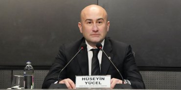 Beşiktaş Kulübü'nde ilk başkan adayı Hüseyin Yücel oldu