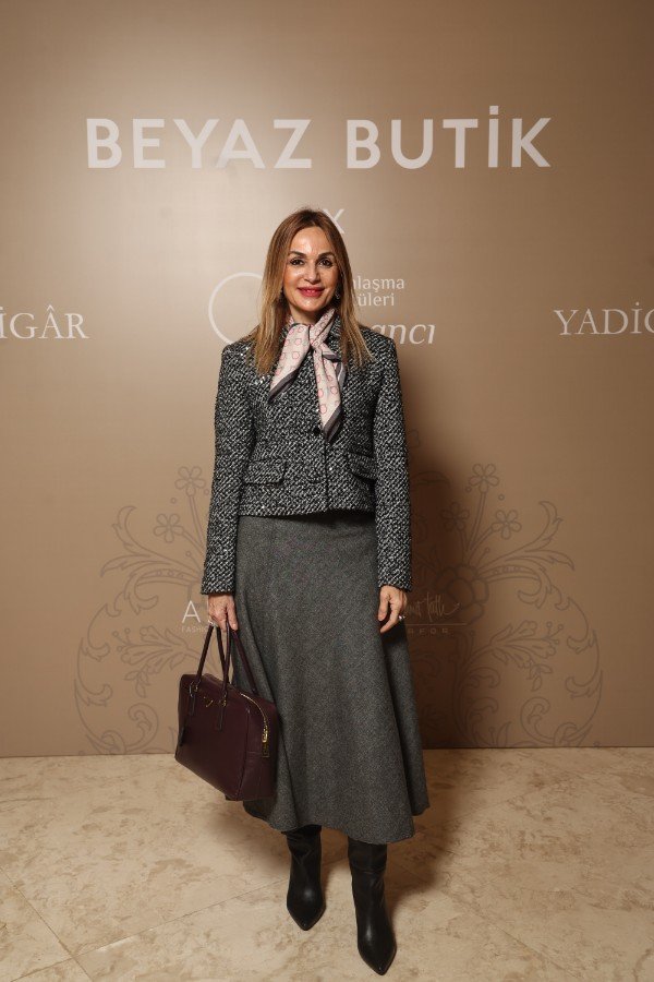 Arzu Kunt