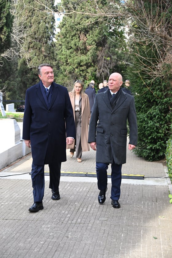 Hasan Arat - Levent Çakıroğlu