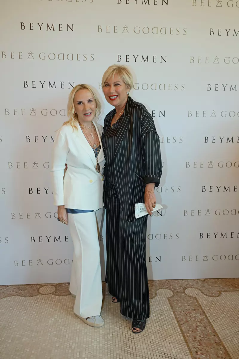 Ece Şirin, Leyla Alaton