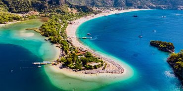 Turizmde yılın ilk yarısında rekor gelir