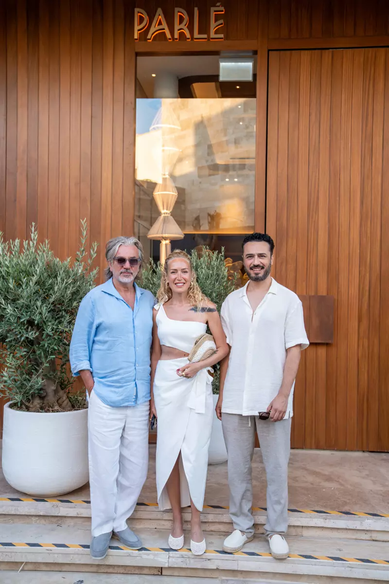 Levent Özçelik, Bahar-Baran Akbulut