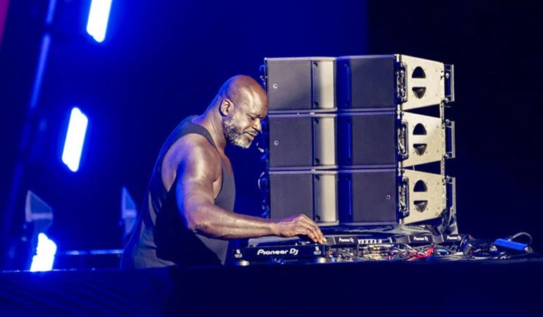 Shaquille O'Neal İstanbul'da sahneye çıktı