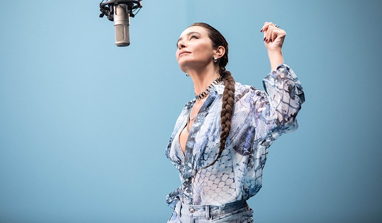 Sıla’dan yepyeni bir “Leyla”