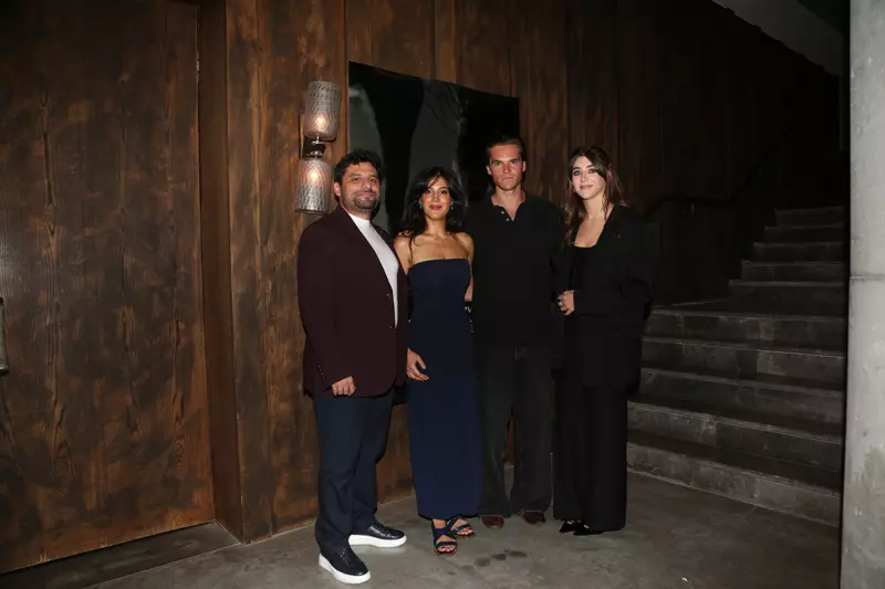 Ozan Takiş, Merih Dilber, Miro Gerede Erkaya, Lara Kurdoğlu