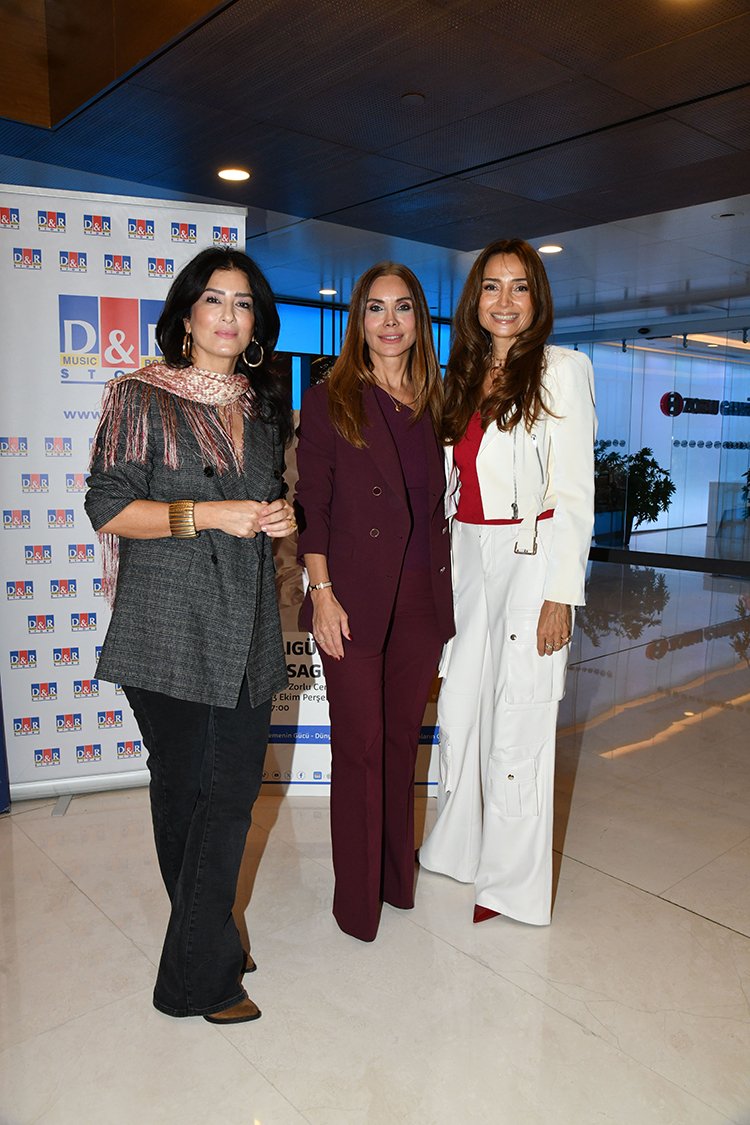 Nazlı Keçili, Tülay Döken, Aslıhan Koruyan Sabancı