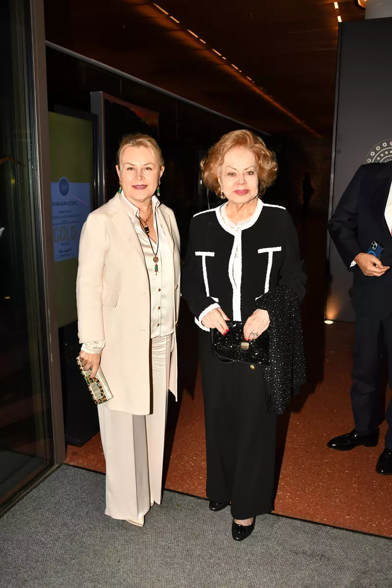 Demet Sabancı Çetindoğan, Özcan Sabancı