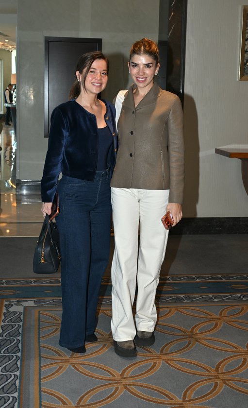 Duygu Çarmıklı, Alpin Albayrak