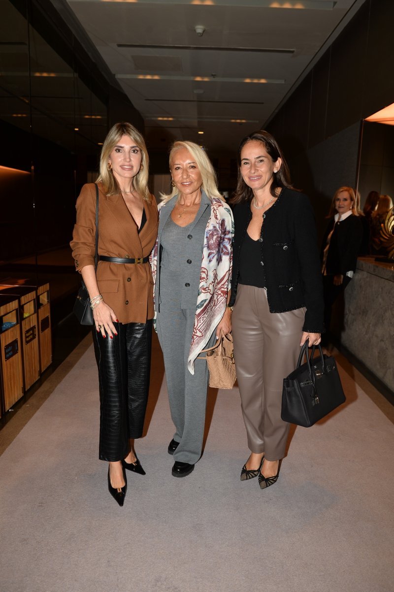 İrem Kıral,Figen Kıral,Burcu Cesur