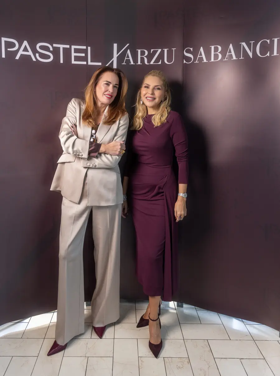 Jenia Pinto, Arzu Sabancı