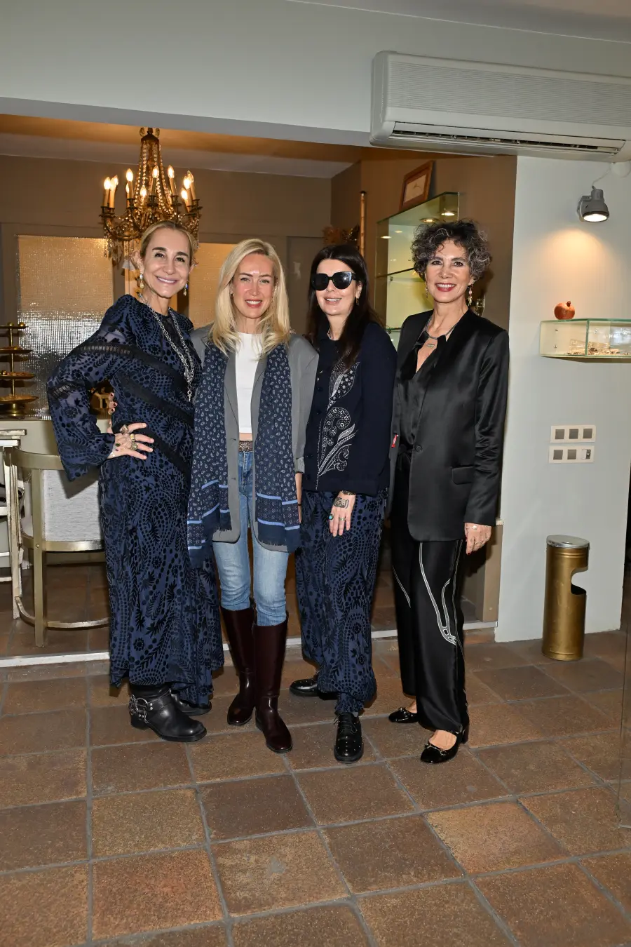 Berna Sağlam Naipoğlu, Bahar Akbulut, Gül Ağış, Zeynep Erol