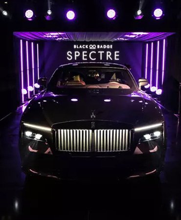 Rolls-Royce Motor Cars İstanbul, Black Badge Spectre’i ilk kez tanıttı