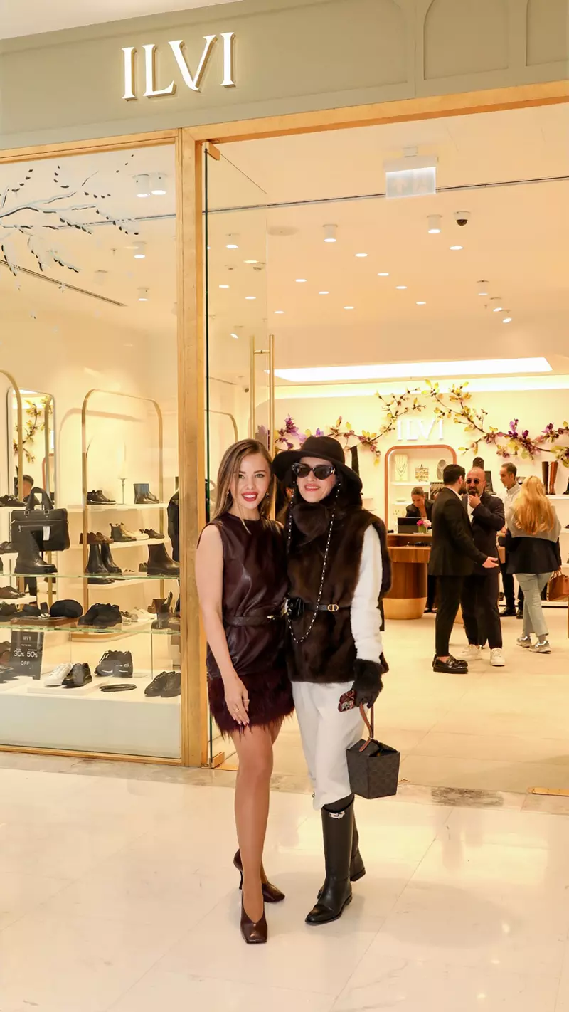 İlvira Donskaya, Ayşe Burcu Kaya