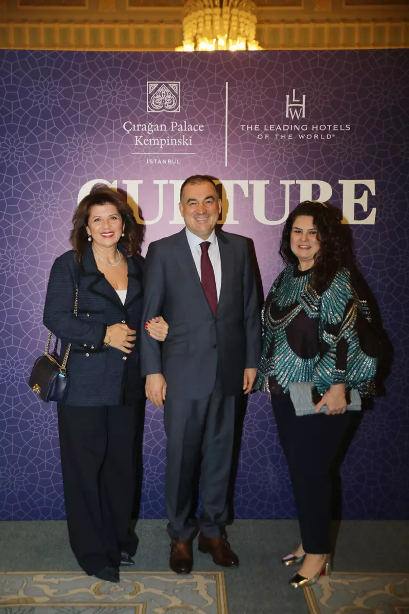 Ayşegül - Nusret Altınbaş, Ayşegül Tuncer