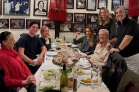 Rahmi Koç torunları ile yemekte