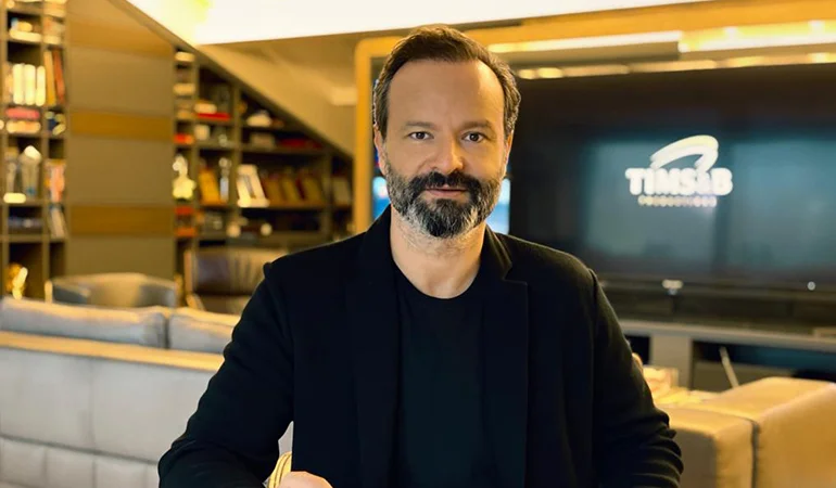 Kokain testi pozitif çıkan Timur Savcı'nın adı, TRT dizisinden çıkarıldı