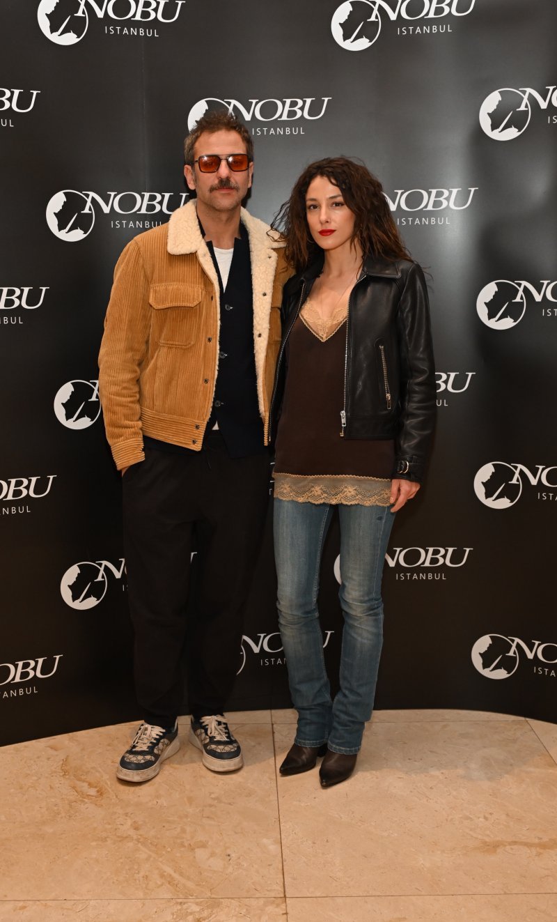 Erkan Kolçak Köstendil - Cansu Tosun